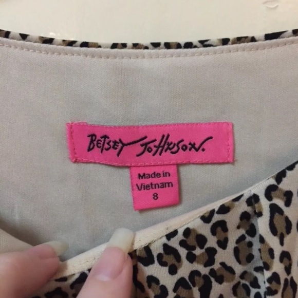 Betsey Johnson Leopard Animal Print Ruched Dress - Picture 3 of 3